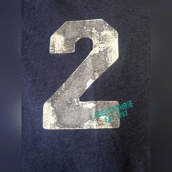 Abercrombie and Fitch top - Picture 2 of 4